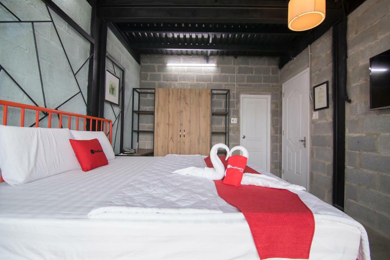 Reddoorz Plus @ Ung Van Khiem Street Ciudad Ho Chi Minh  Exterior foto
